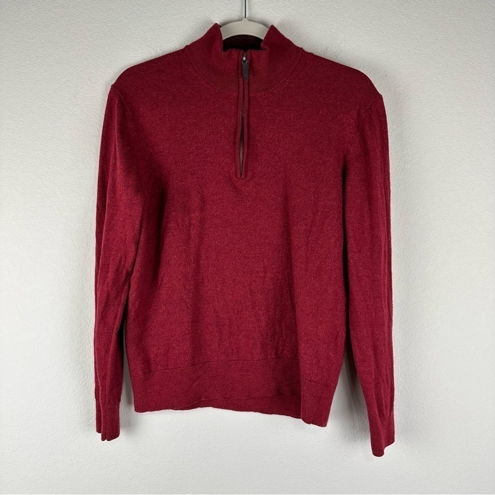 Untuckit Red Belguardo 100% Extra Fine Merino Wool 1/4 Zip Pullover Size Medium